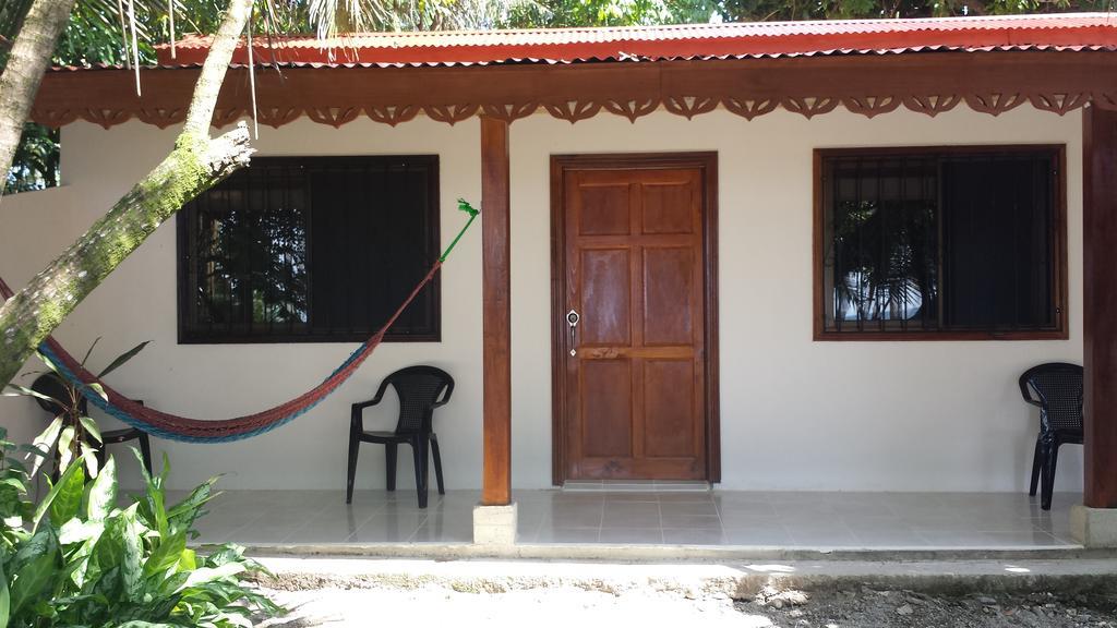 Cabinas Yucca Puerto Viejo de Talamanca Eksteriør billede
