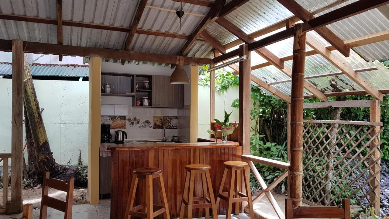 Cabinas Yucca Puerto Viejo de Talamanca Eksteriør billede