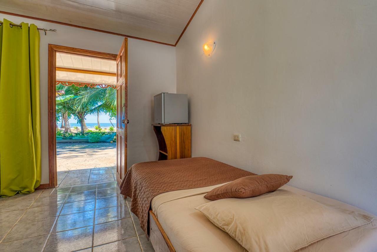 Cabinas Yucca Puerto Viejo de Talamanca Eksteriør billede